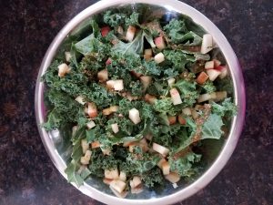 kale-apple-salad-sheslosingit.com